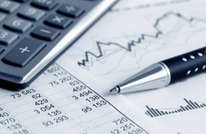 Online Loans Vs Bank Loans: 4 Crucial Differences